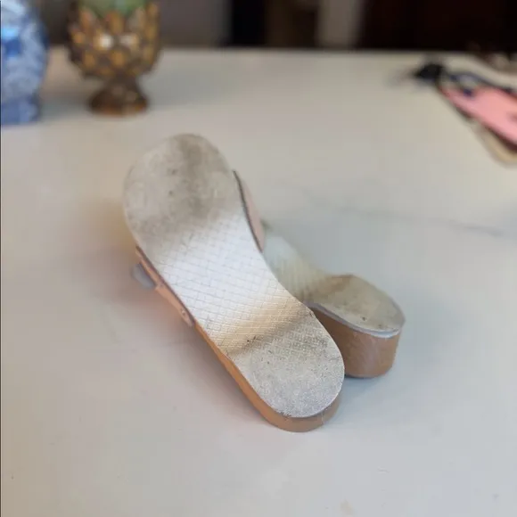 🩷 BURBERRY LIGHT PINK LEATHER CLOGS!