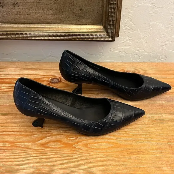 🆕 Jeffrey Campbell Totem CrocEmbossed Blue Pump - Size 8.5