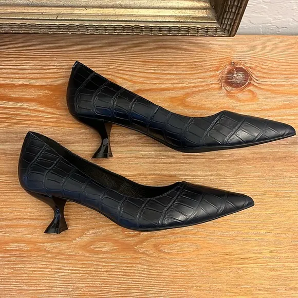 🆕 Jeffrey Campbell Totem CrocEmbossed Blue Pump - Size 8.5