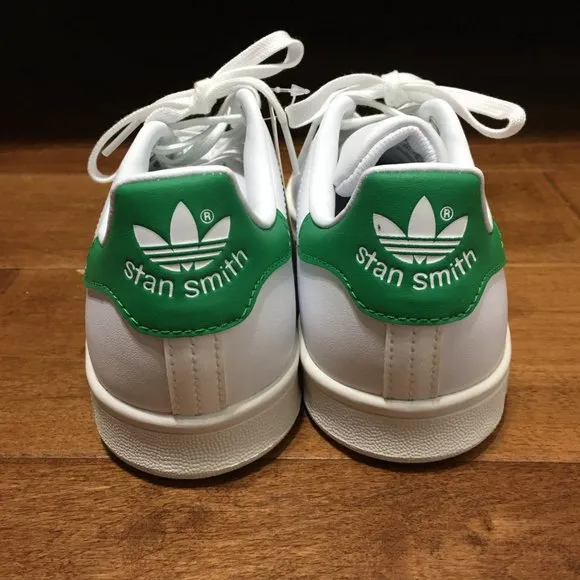 Adidas NWB Youth 3.5 US Stan Smith Sneaker White Green Heel Counter Lace Up