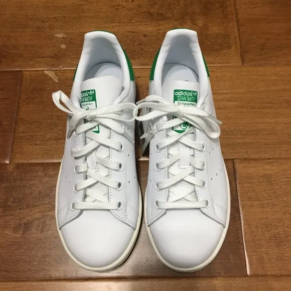 Adidas NWB Youth 3.5 US Stan Smith Sneaker White Green Heel Counter Lace Up