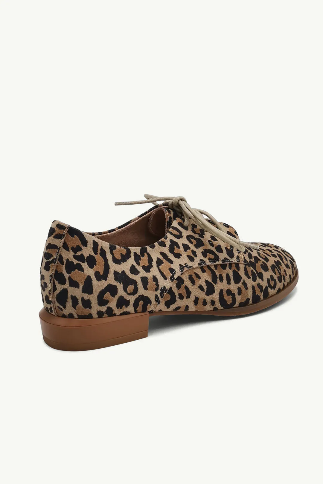 Alessia leopard