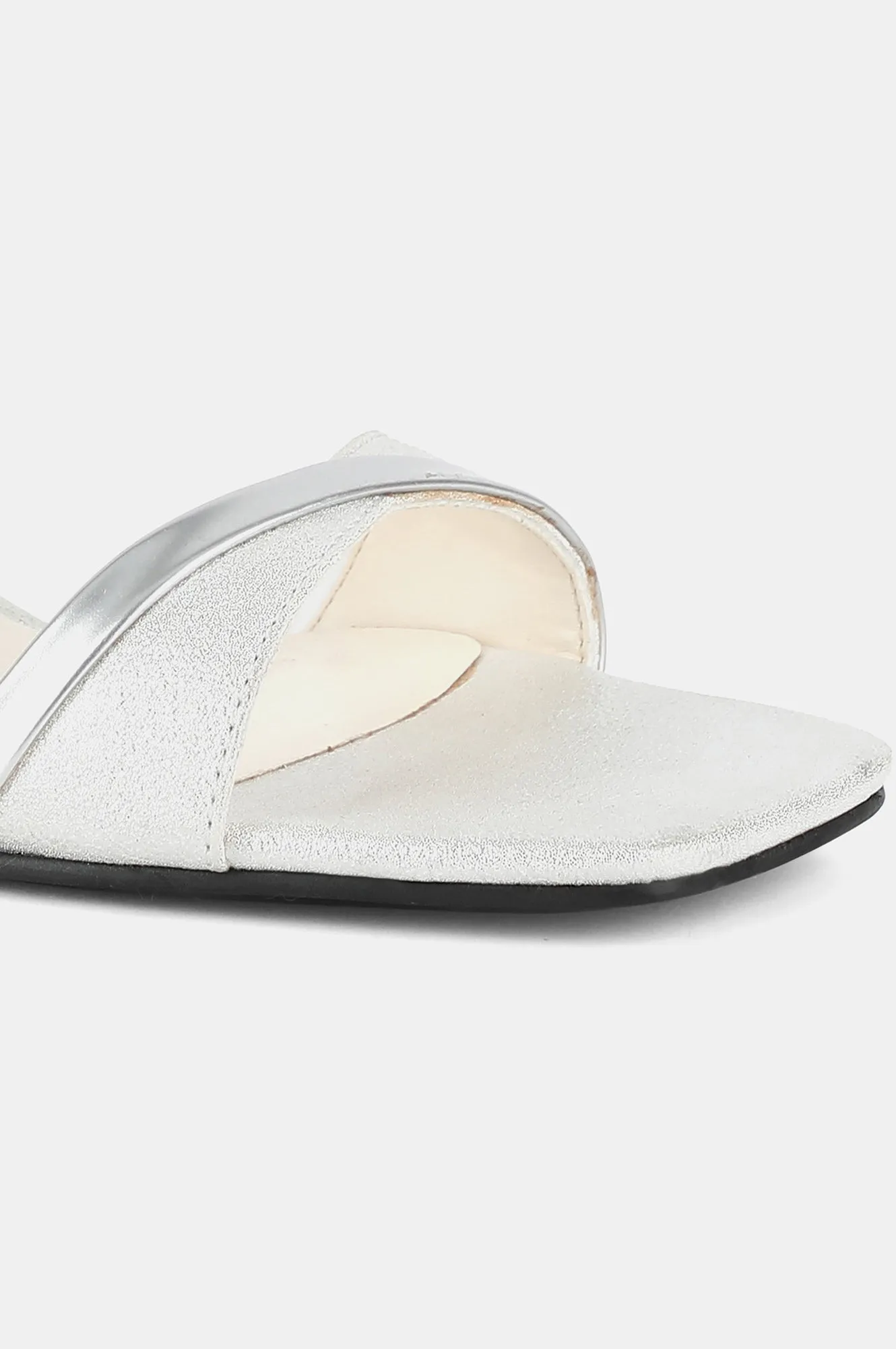 Aurelia Silver Square Toe Textured Kitten Heel - ZGeorgina
