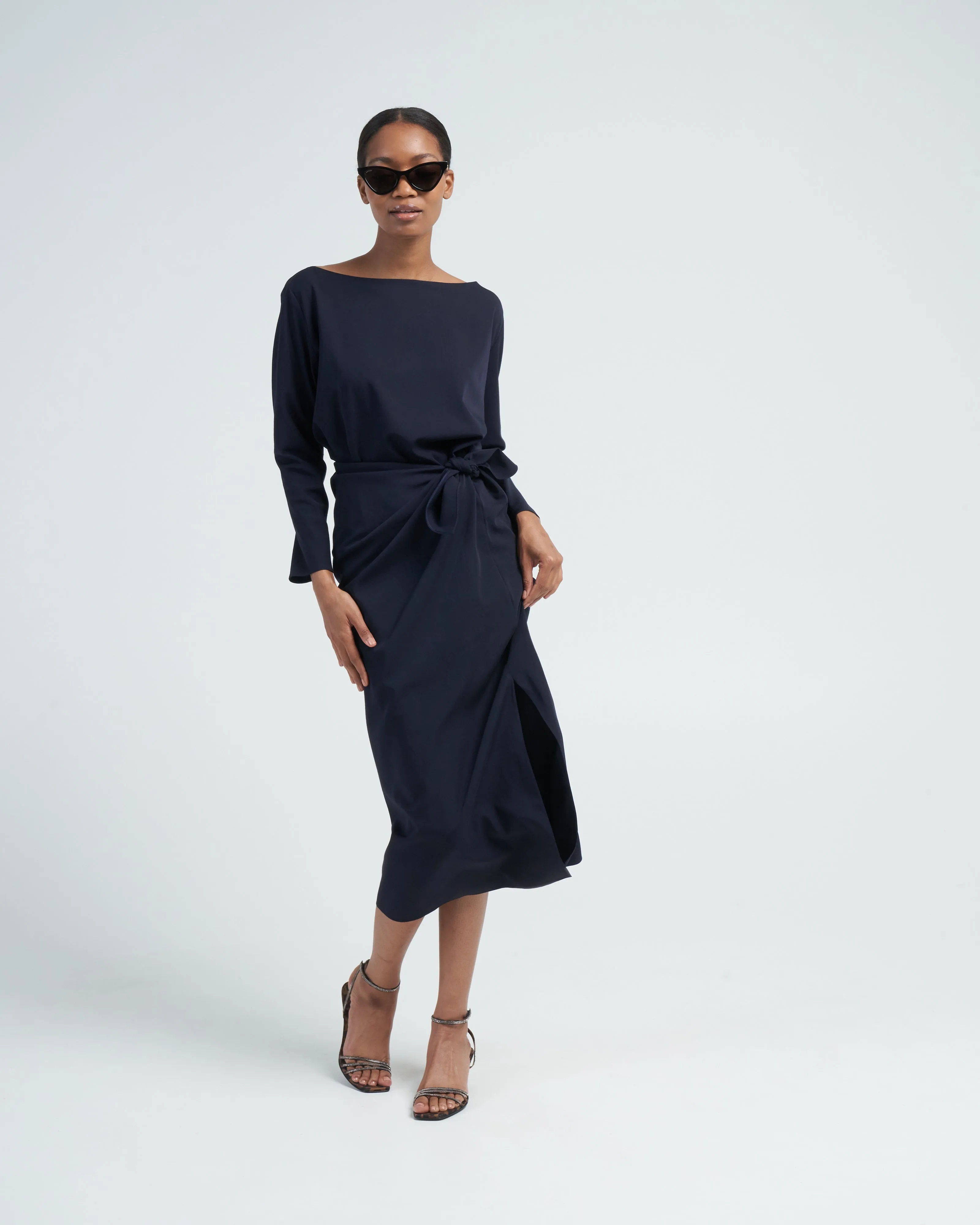 balance top - navy