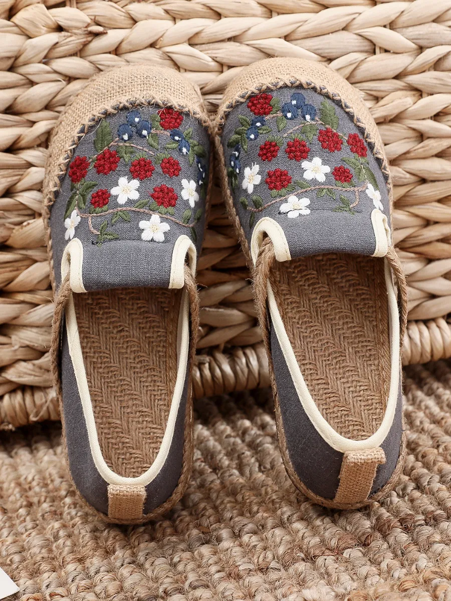 Berry Daisy Embroidered Linen Espadrilles Loafers Sneakers- Grey