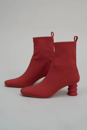 Binx Boot in Matte Lycra - Chili