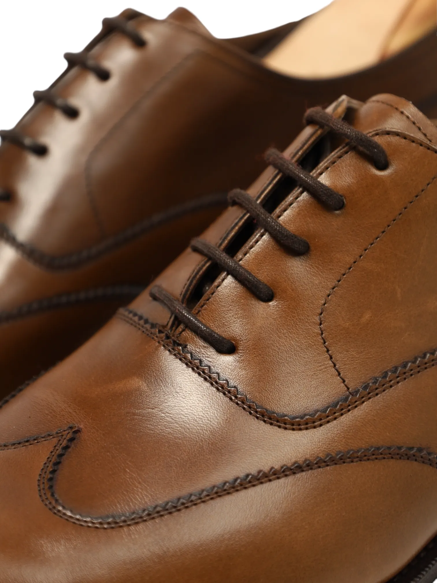 Carmina Brown Wingtip Oxford Lace-ups