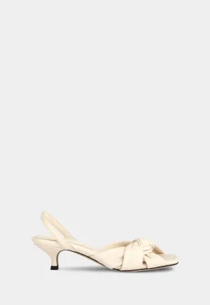 Claire - Off White