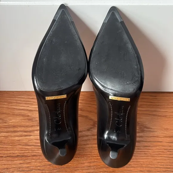Cole Haan X Nike Air size 8AA 3” black leather pointy toe heels