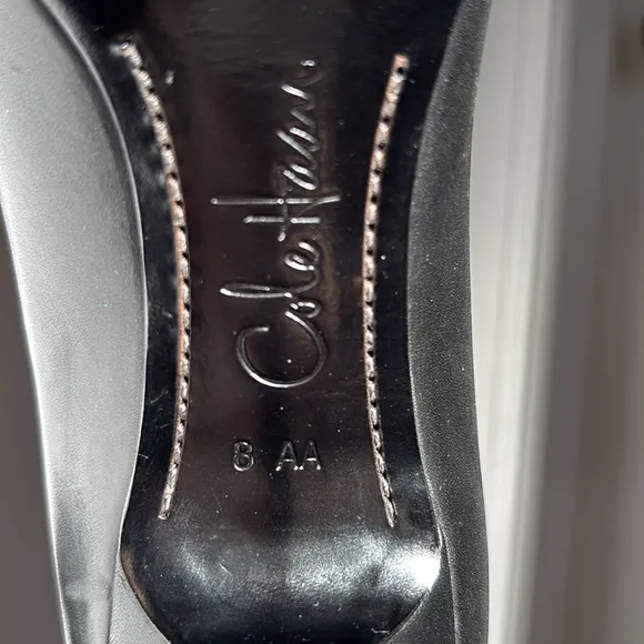 Cole Haan X Nike Air size 8AA 3” black leather pointy toe heels