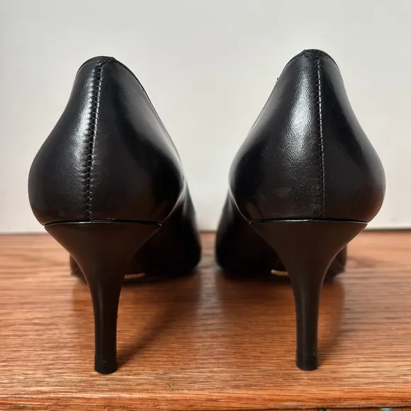 Cole Haan X Nike Air size 8AA 3” black leather pointy toe heels
