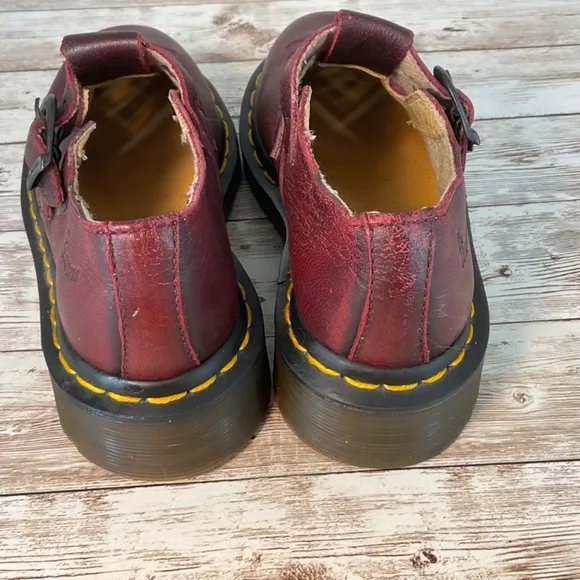 DR MARTENS KIDS COLLECTION OXFORDS CLASSIC MARY JANE 2  BUCKLE STRAP Size 13 EUC