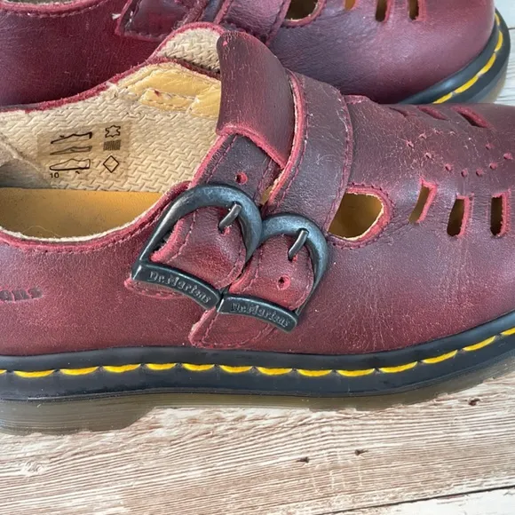 DR MARTENS KIDS COLLECTION OXFORDS CLASSIC MARY JANE 2  BUCKLE STRAP Size 13 EUC