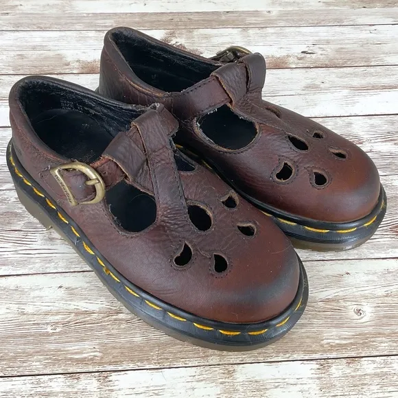 DR MARTENS KIDS MARY JANE CLASSIC LEATHER EYELET BUCKLE STRAP OXFORD Size 11EUC