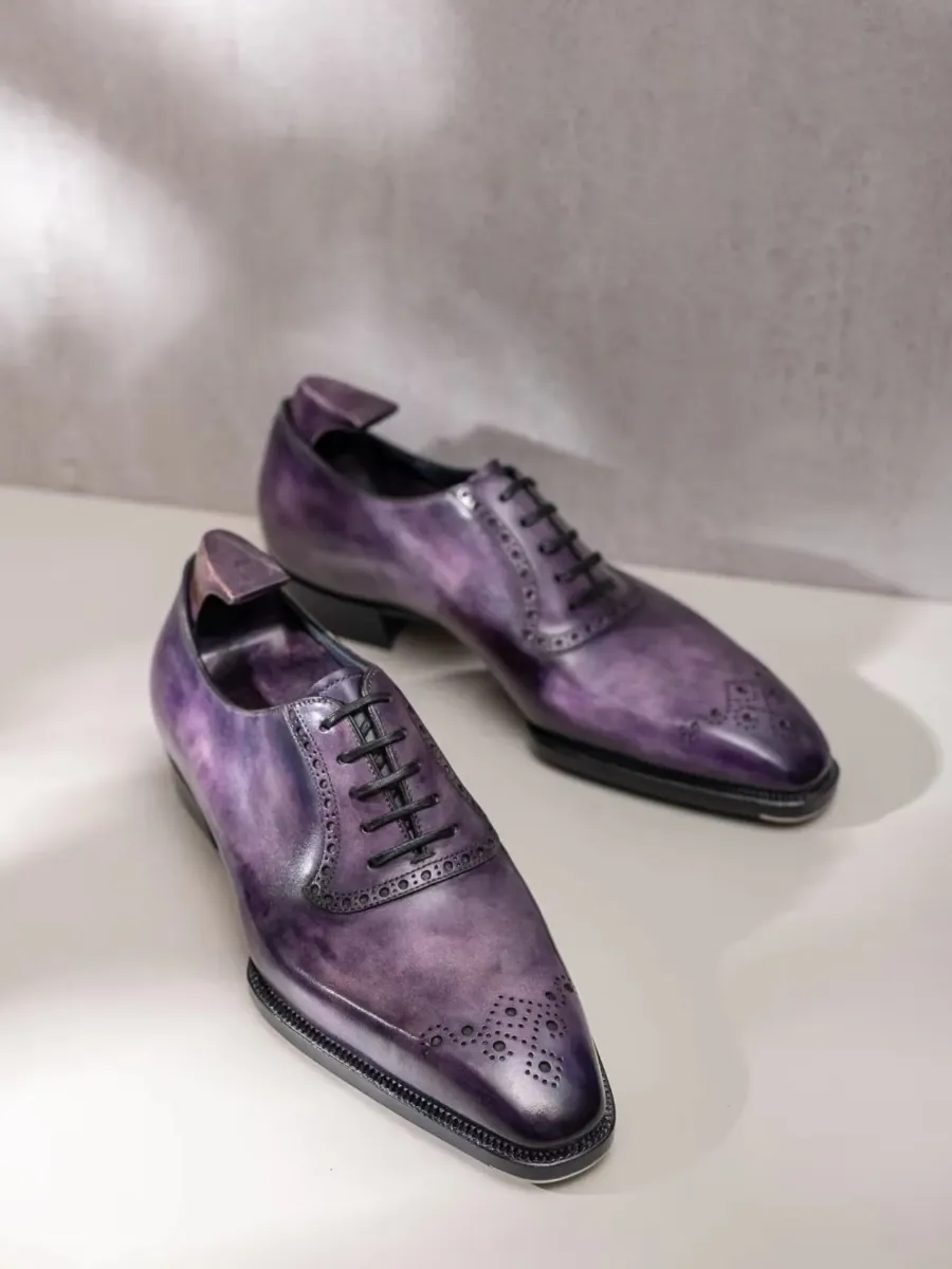 Engraved Lace-Up Breathable Brogues