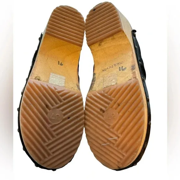 Free People Callum Clogs Black Leather Studded Wooden Base Size 37 6.5