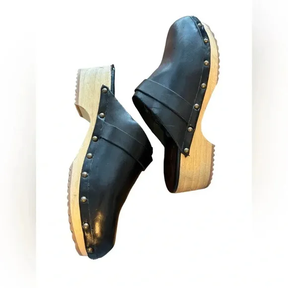 Free People Callum Clogs Black Leather Studded Wooden Base Size 37 6.5
