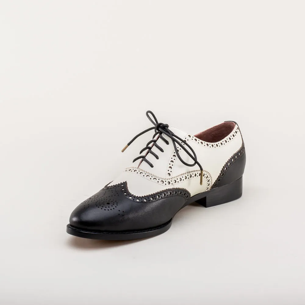 Lawrence Men's Vintage Spectator Shoes (Black/Ivory)