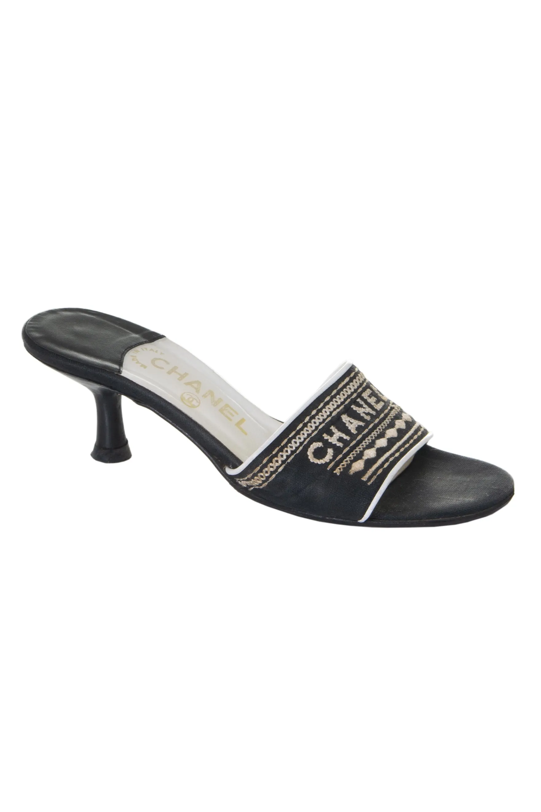 Logo Heels 37