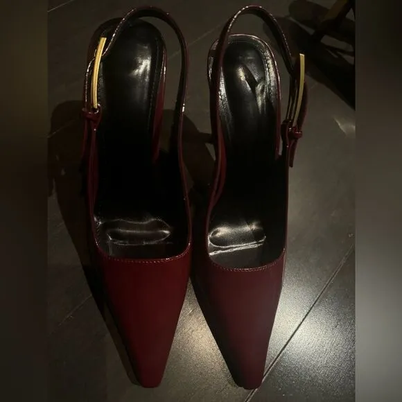 Luxury slingback shoe. Pristine condition