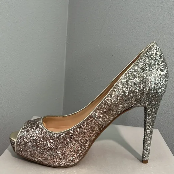 NEW MARC FISHER HARPYLY BEDAZZLED SILVER GLITTERY SPARKLING Ombré HEELS
