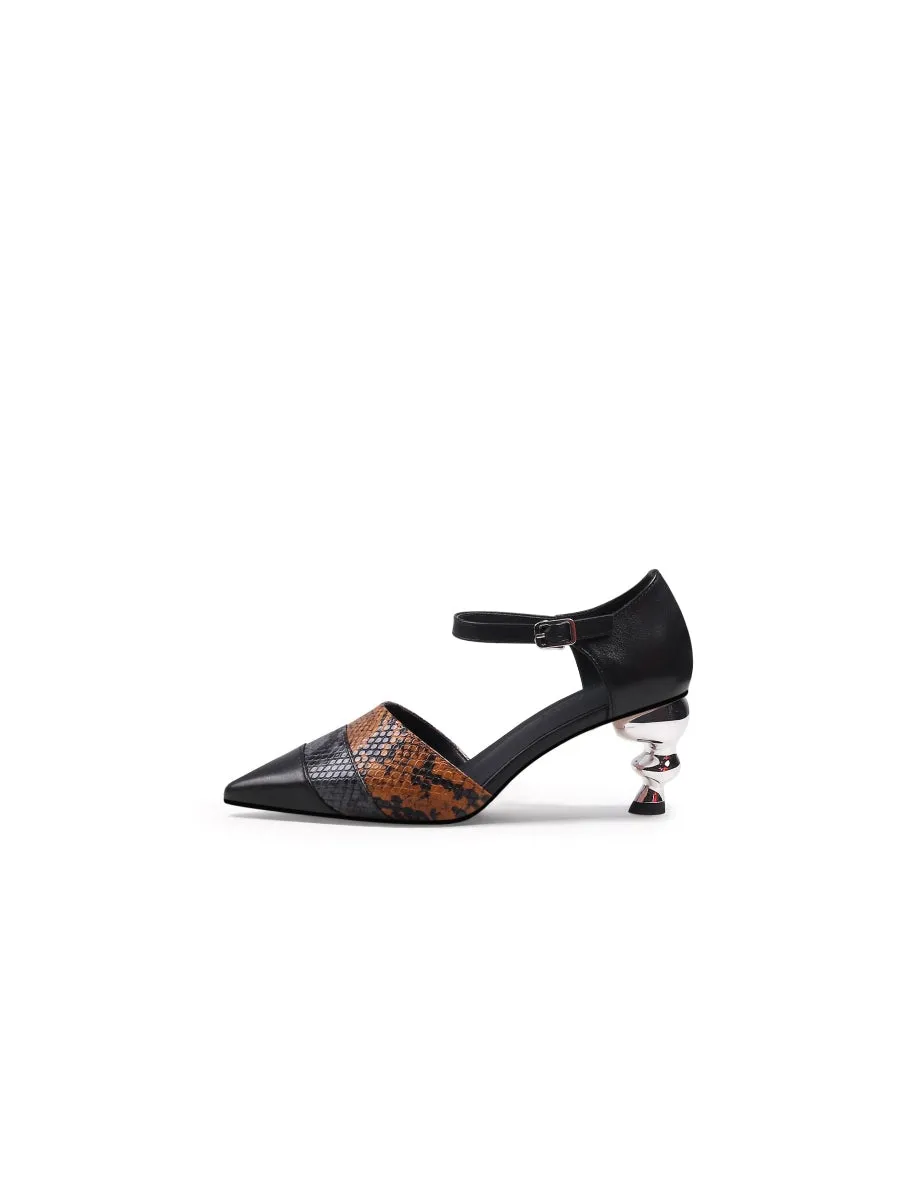 Smiley Patterned Detail Belted Women'S Heeled Pump - Brown