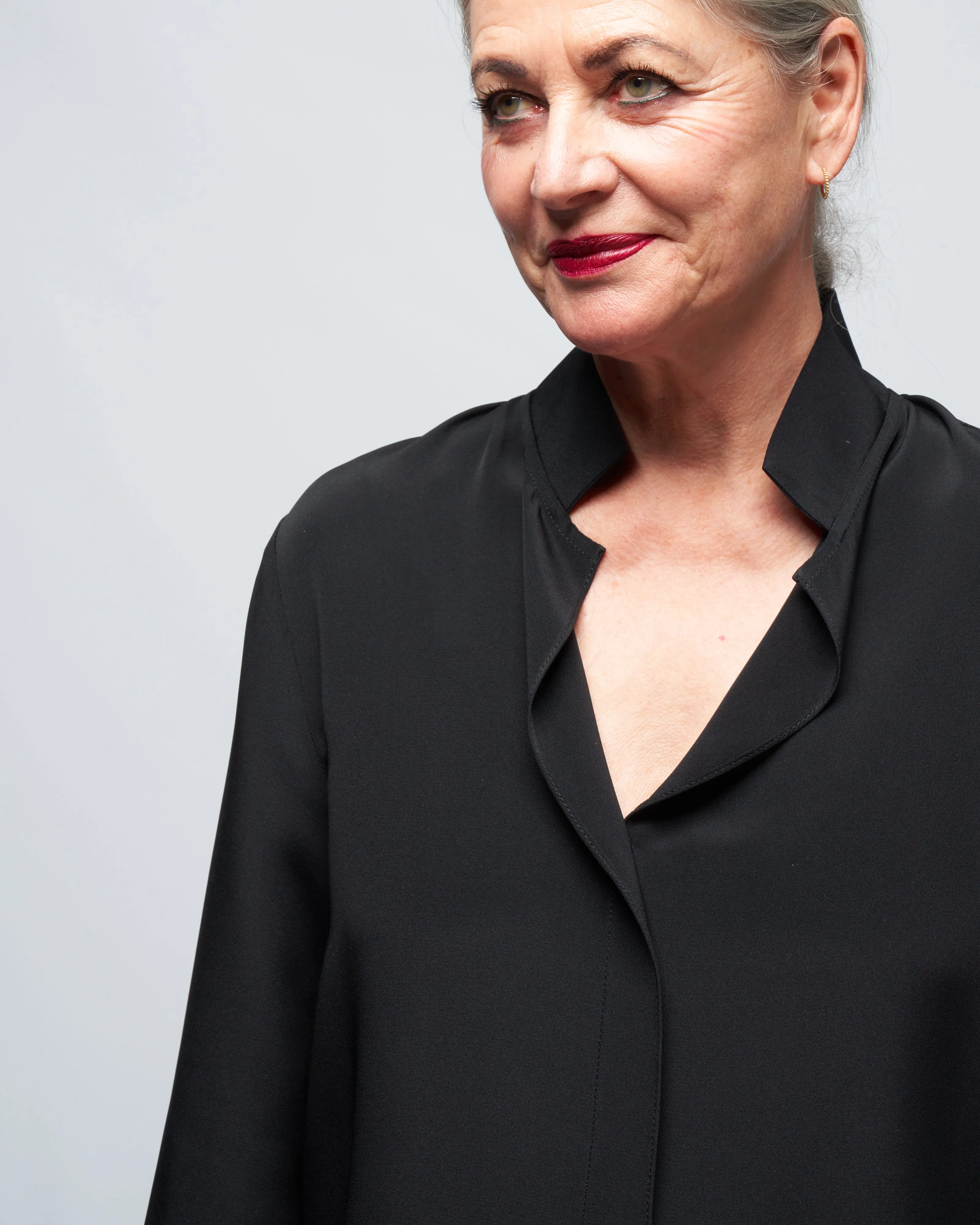 square front frolic top - black