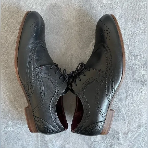 TED Baker London Black Granet Wingtip Oxfords men’s Dress Shoes size 9.5…