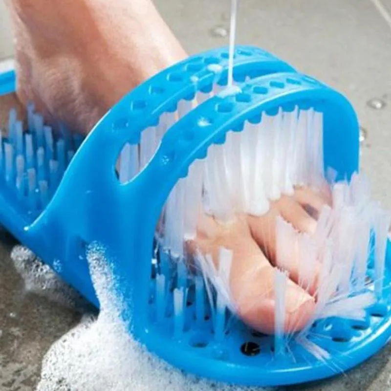 The Handsfree Foot Cleaner