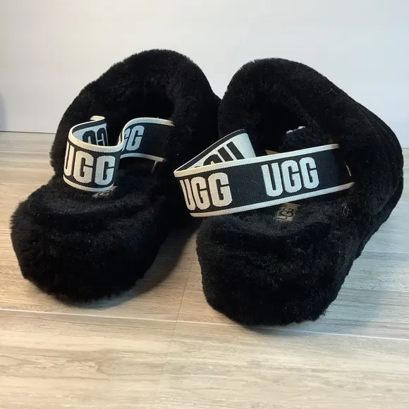 UGG Women's Fluff Yeah Slide Slipper Slingbacks Shearling Black Logo Strap Sz 11