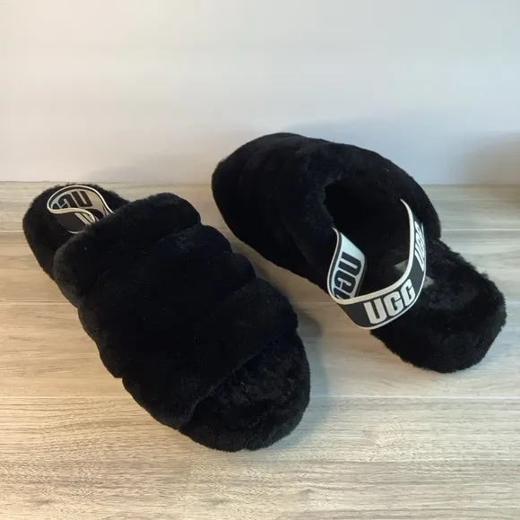 UGG Women's Fluff Yeah Slide Slipper Slingbacks Shearling Black Logo Strap Sz 11
