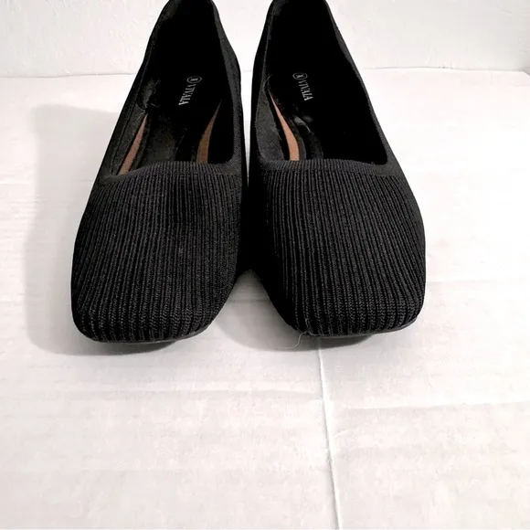 Vivaia Square Toe Chunky Heel