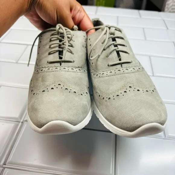 Women's ZERØGRAND Wingtip Oxfords IRONSTONE SUEDE-OPTIC WHITE size 11B