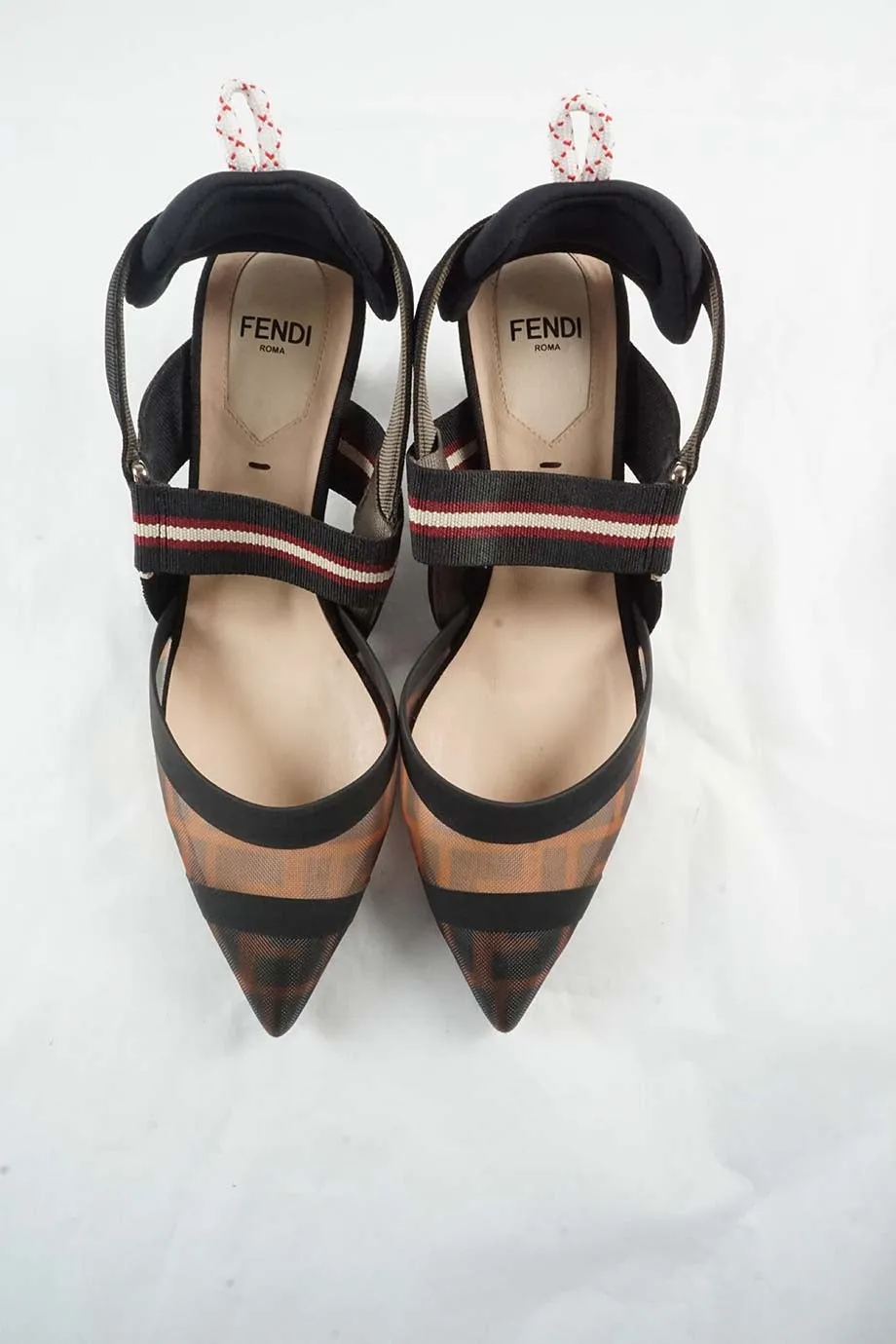 [WS5631] Fendi | Low Heel Pump