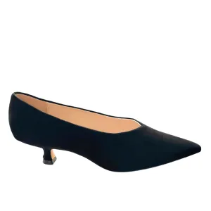 Zoe Kratzmann Candid Heel